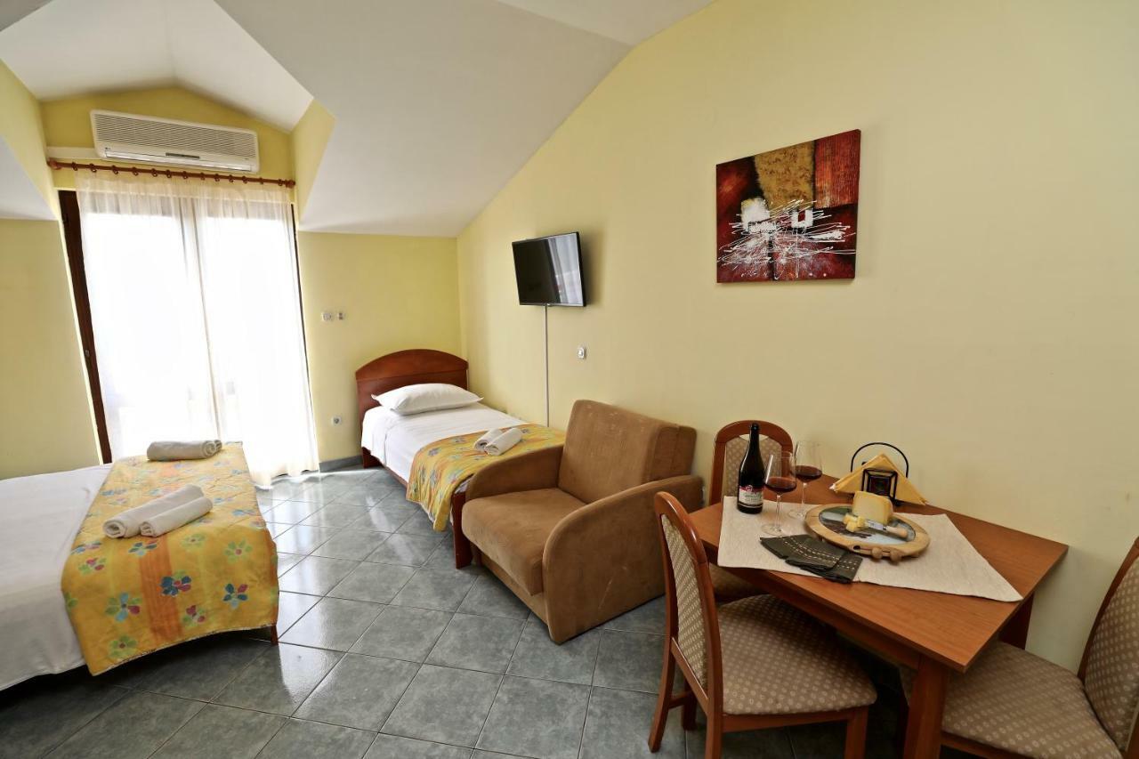 Apartments Ida Sucuraj Ngoại thất bức ảnh